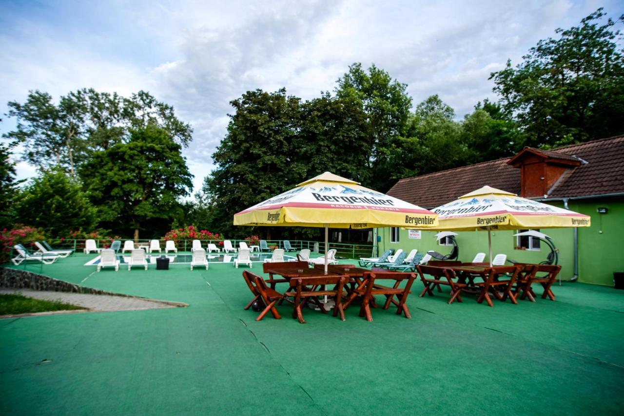 Hotel Marion Poiana Dumbraveni  Exterior foto